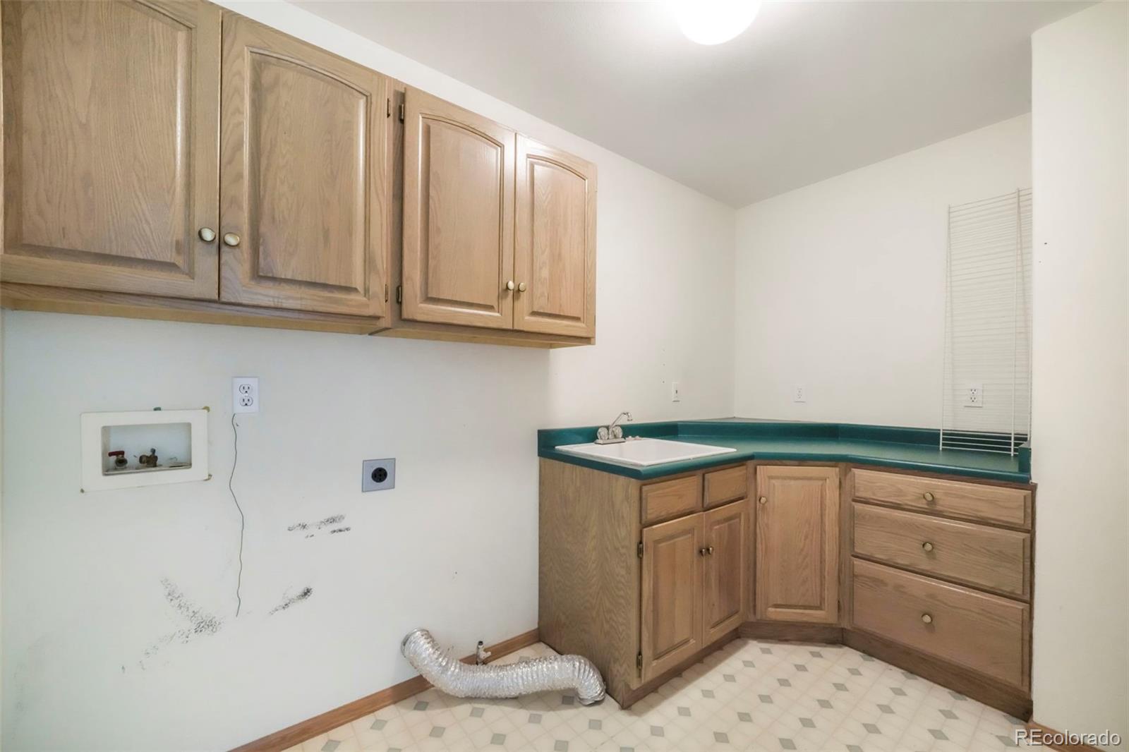 MLS Image #15 for 174  luxury lane,colorado springs, Colorado
