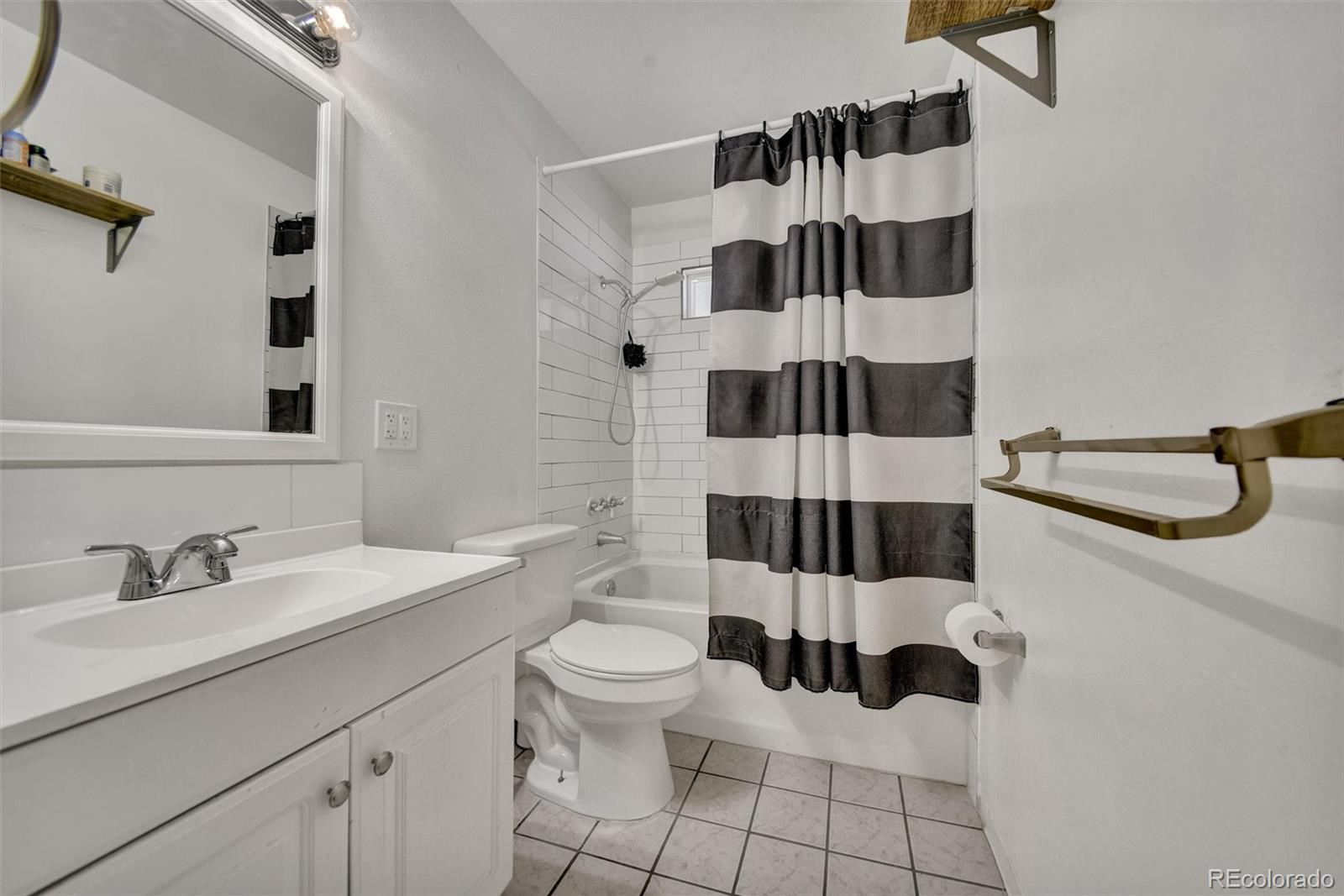 MLS Image #11 for 2279 s lewiston street,aurora, Colorado