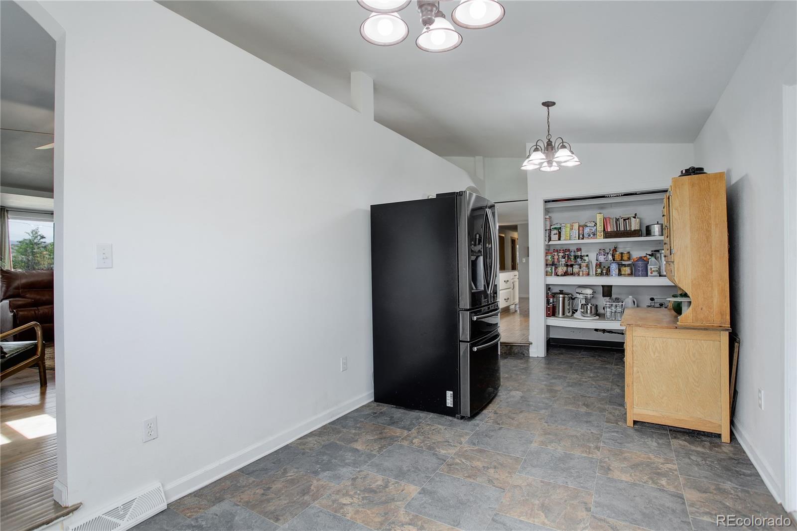 MLS Image #11 for 1428 s county road 23e ,berthoud, Colorado