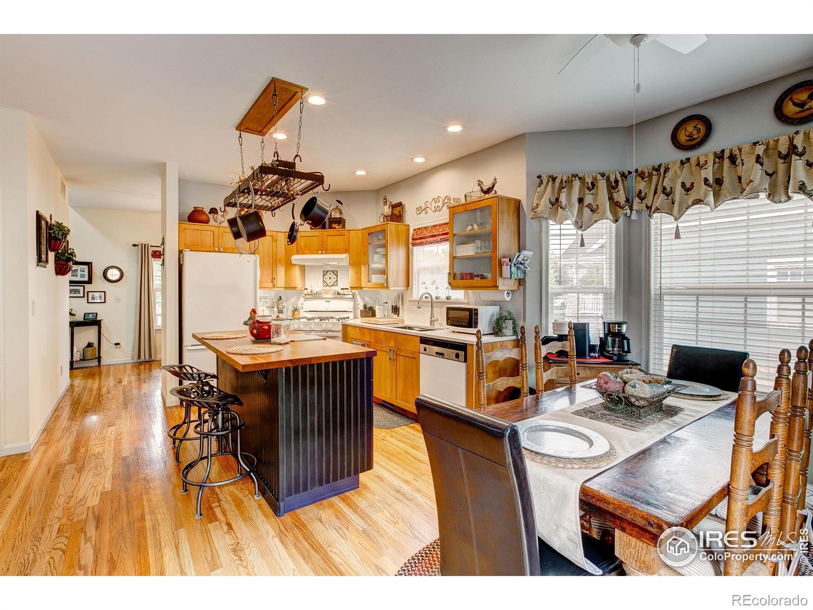 MLS Image #11 for 1421  canal drive,windsor, Colorado