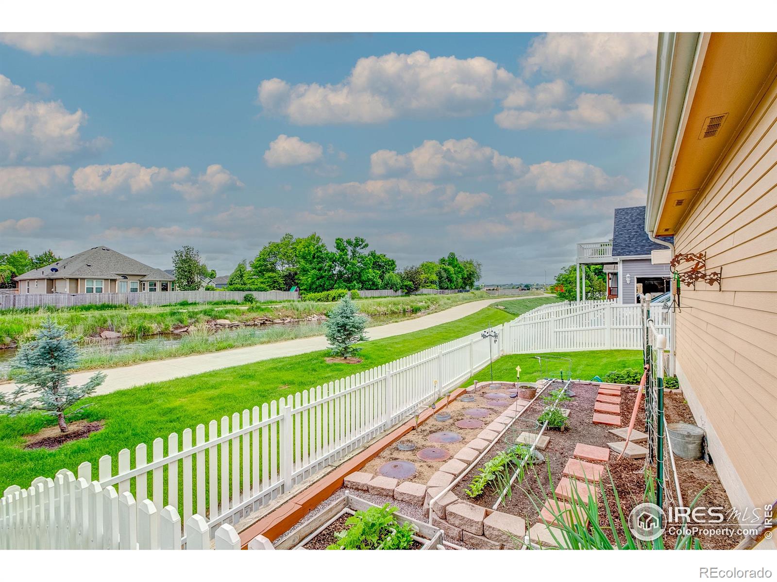 MLS Image #7 for 1421  canal drive,windsor, Colorado