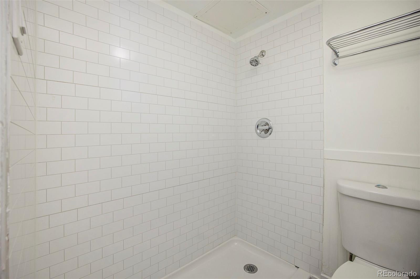 MLS Image #5 for 888 n logan street,denver, Colorado