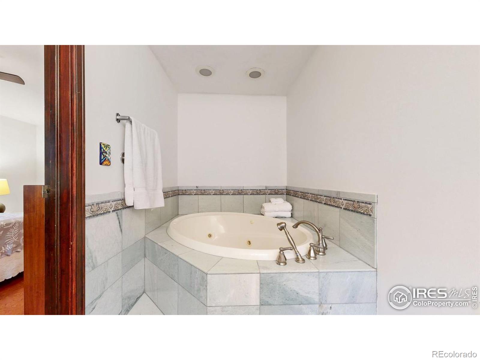 MLS Image #16 for 901  gregory road,fort collins, Colorado