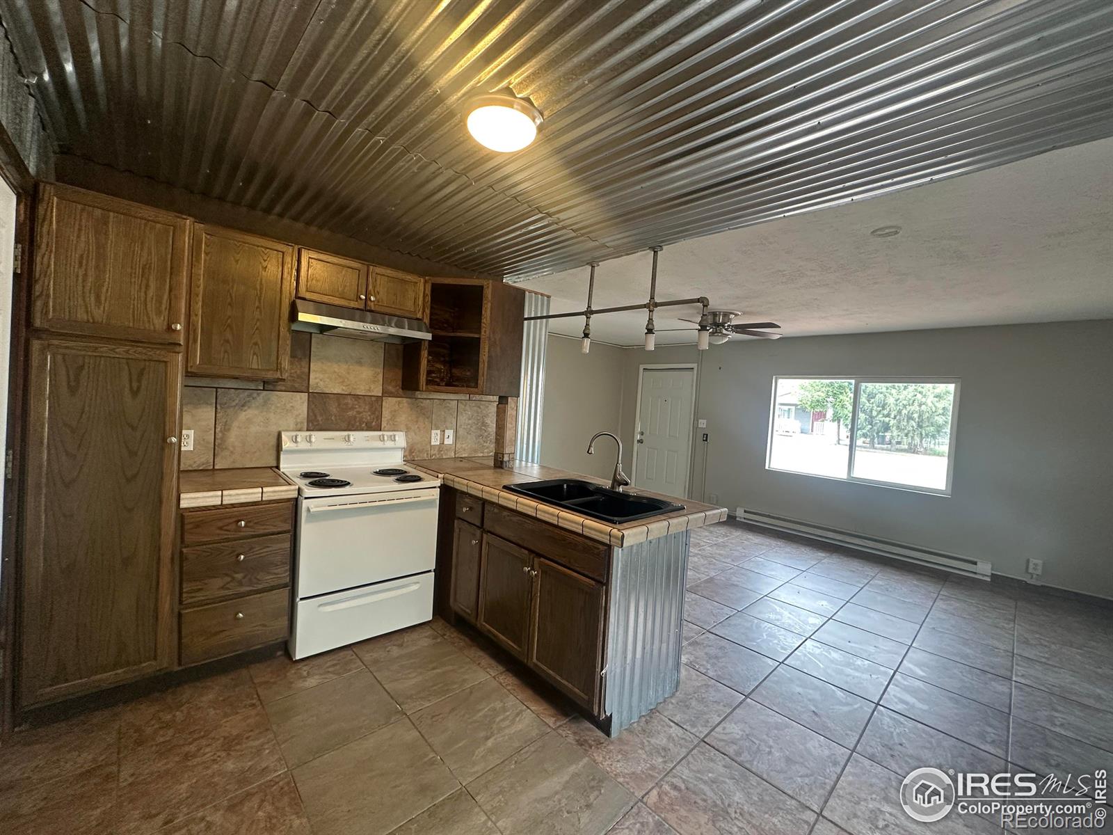 MLS Image #4 for 721  phelps street,sterling, Colorado