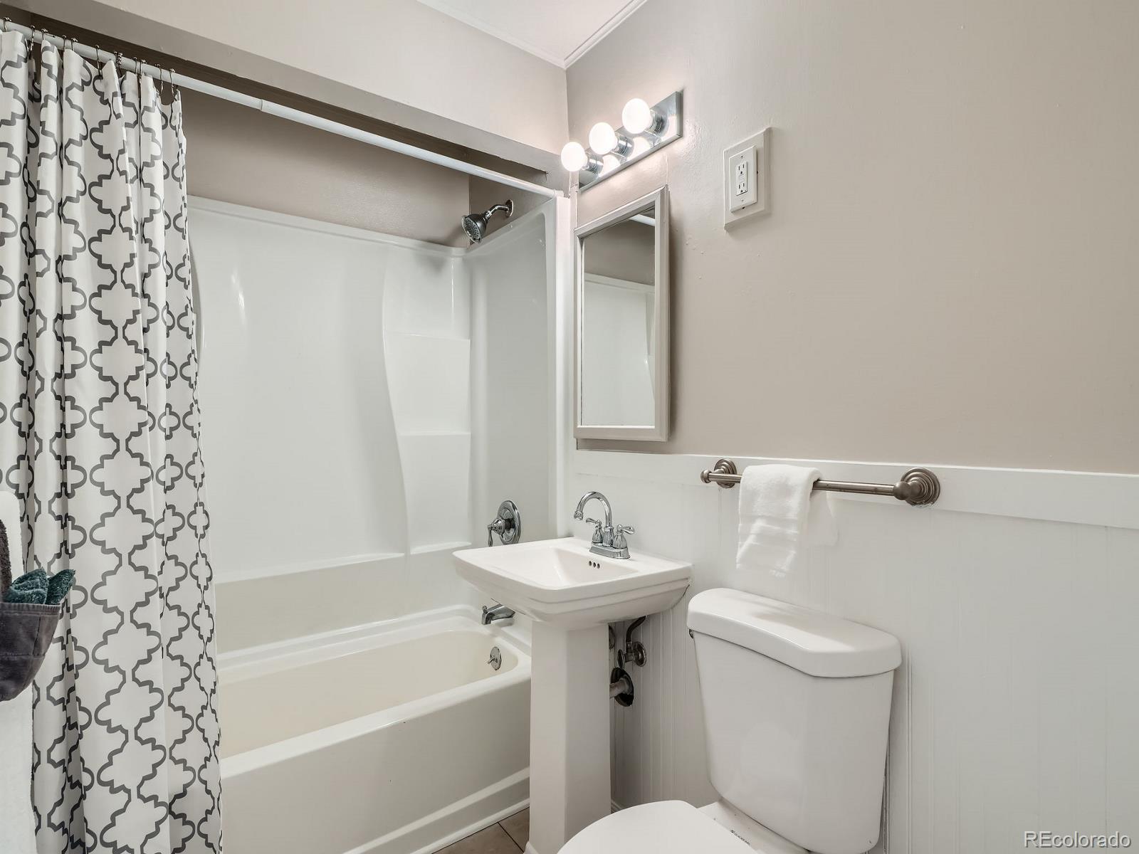 MLS Image #20 for 3750 s galapago street,englewood, Colorado