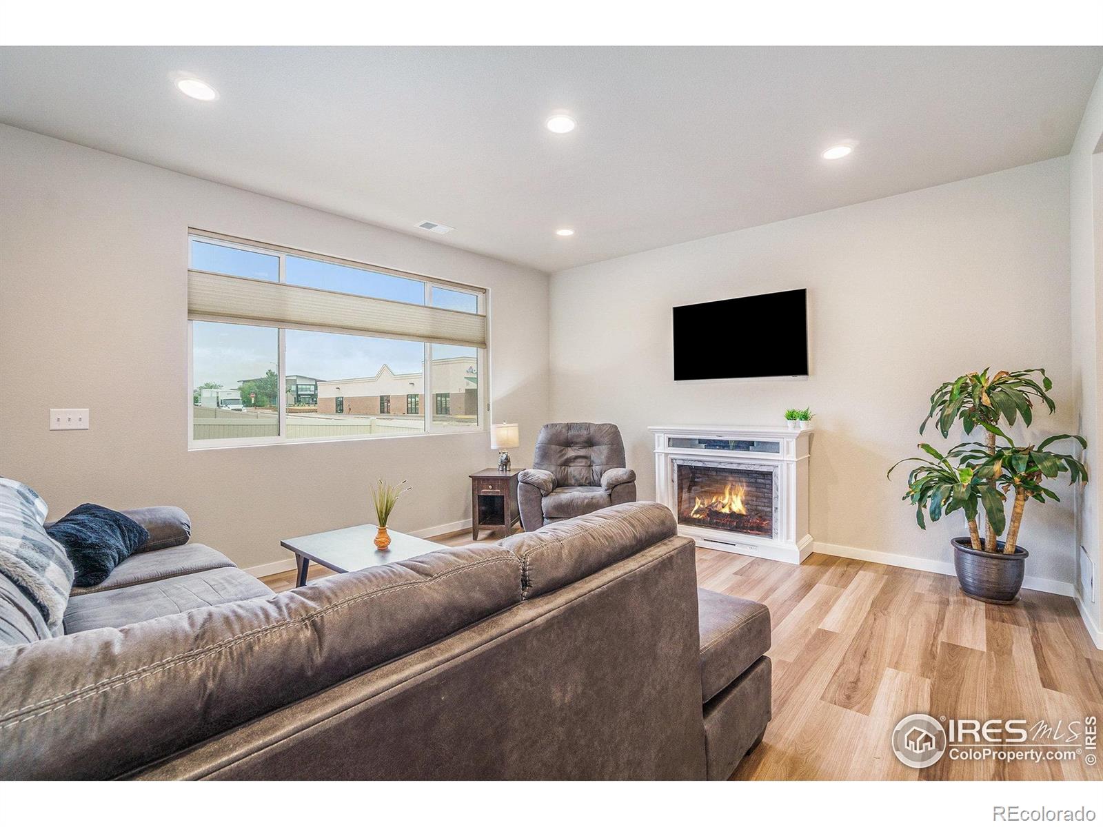 MLS Image #4 for 3960  sweetgum street,wellington, Colorado