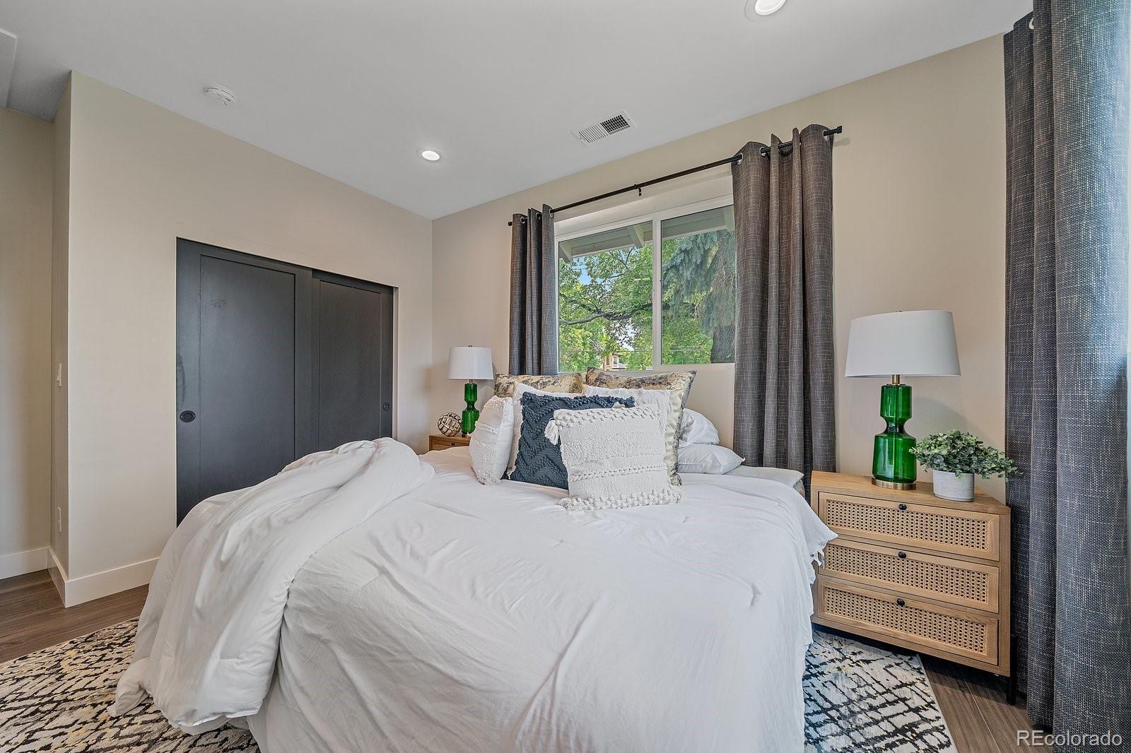 MLS Image #12 for 805  elm street,denver, Colorado