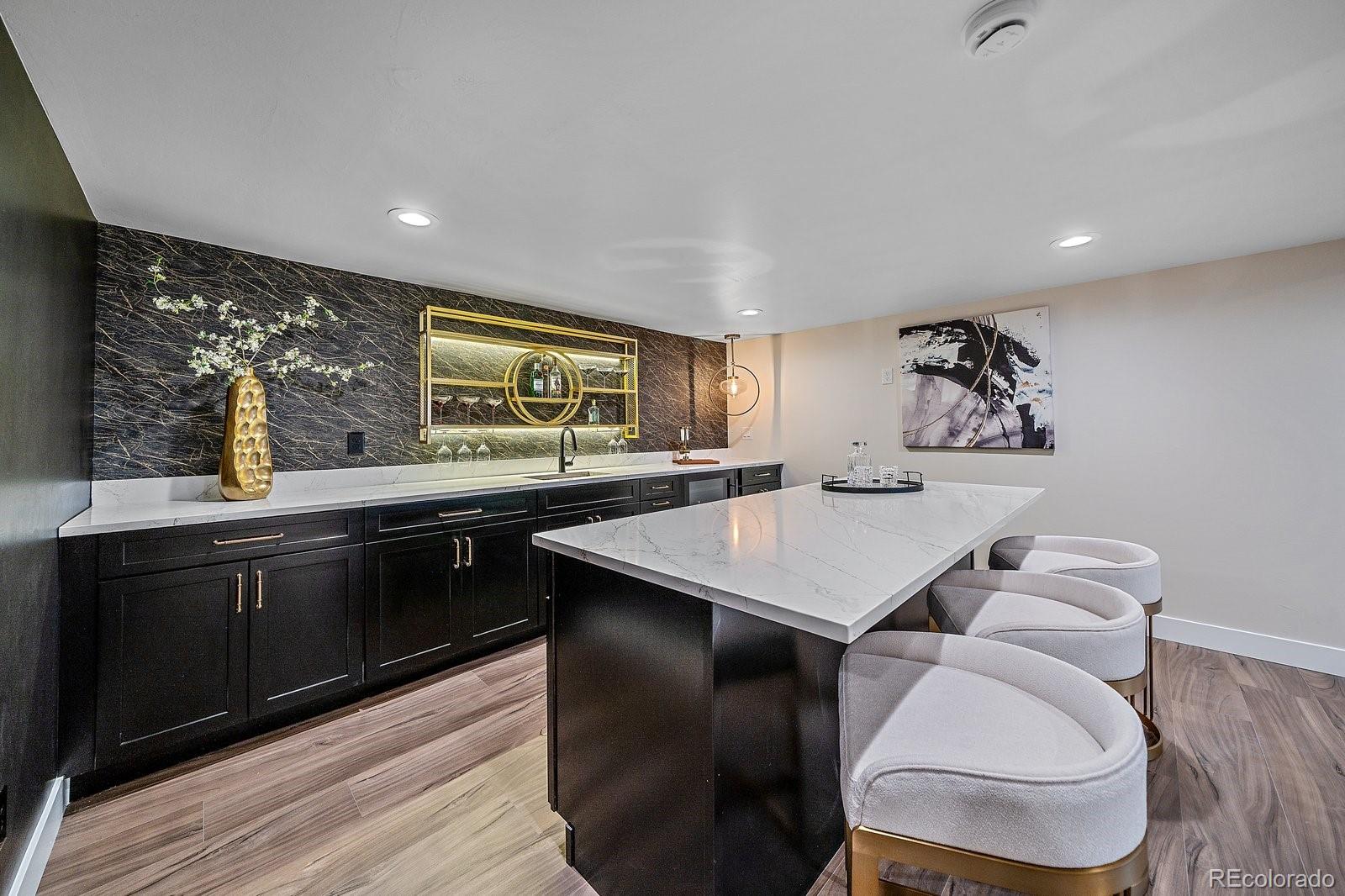 MLS Image #15 for 805  elm street,denver, Colorado