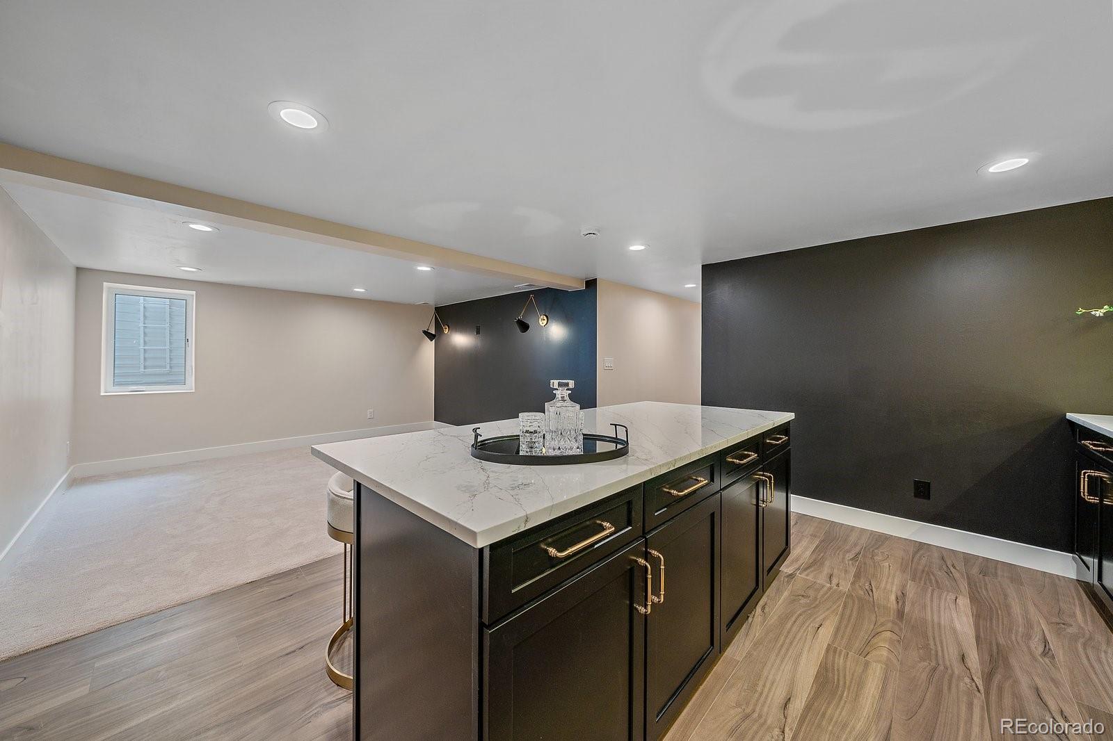 MLS Image #18 for 805  elm street,denver, Colorado