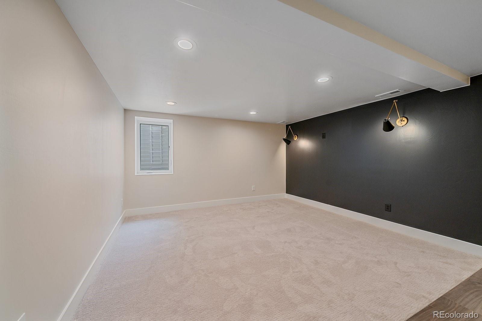 MLS Image #19 for 805  elm street,denver, Colorado