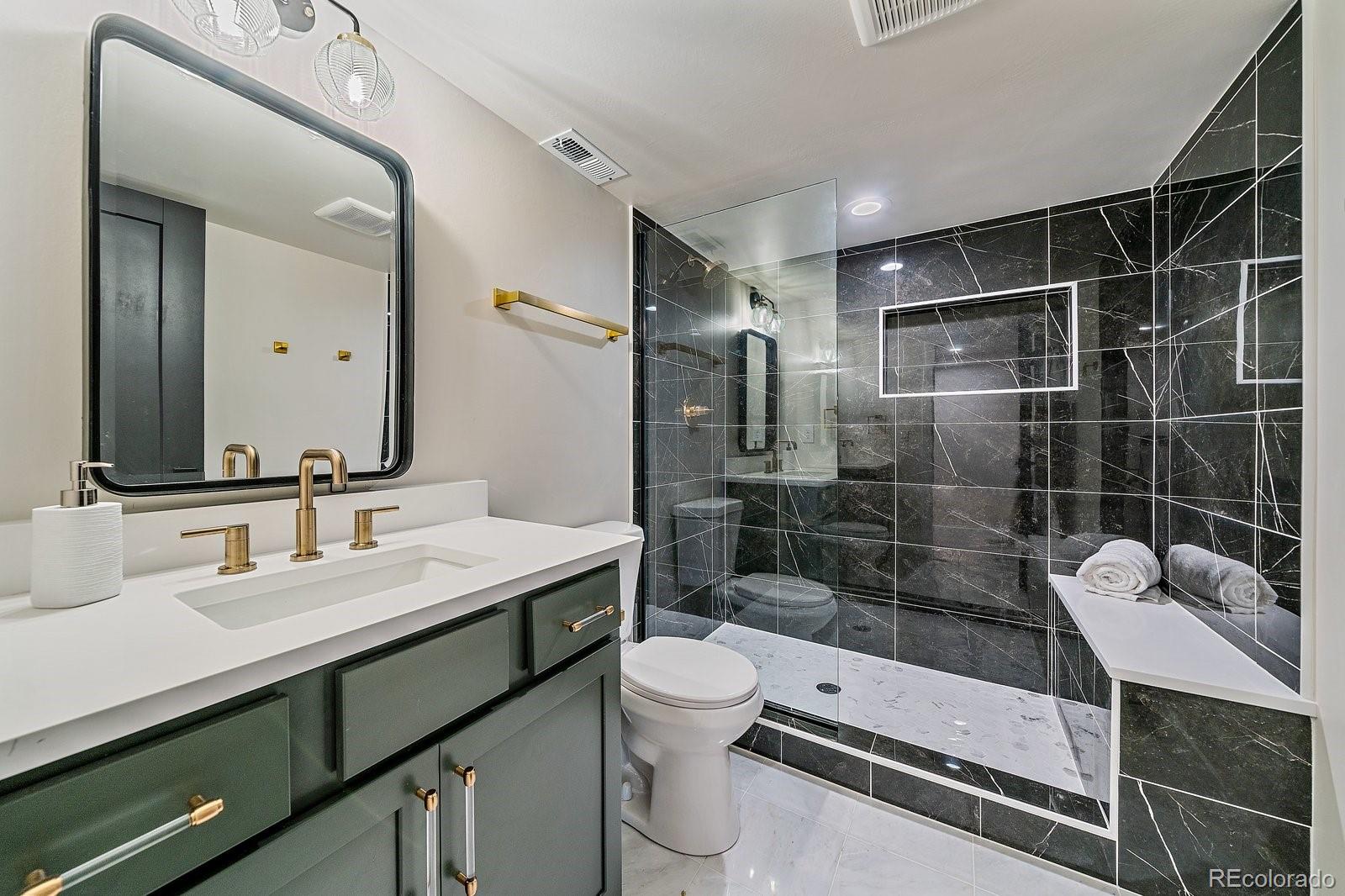 MLS Image #21 for 805  elm street,denver, Colorado