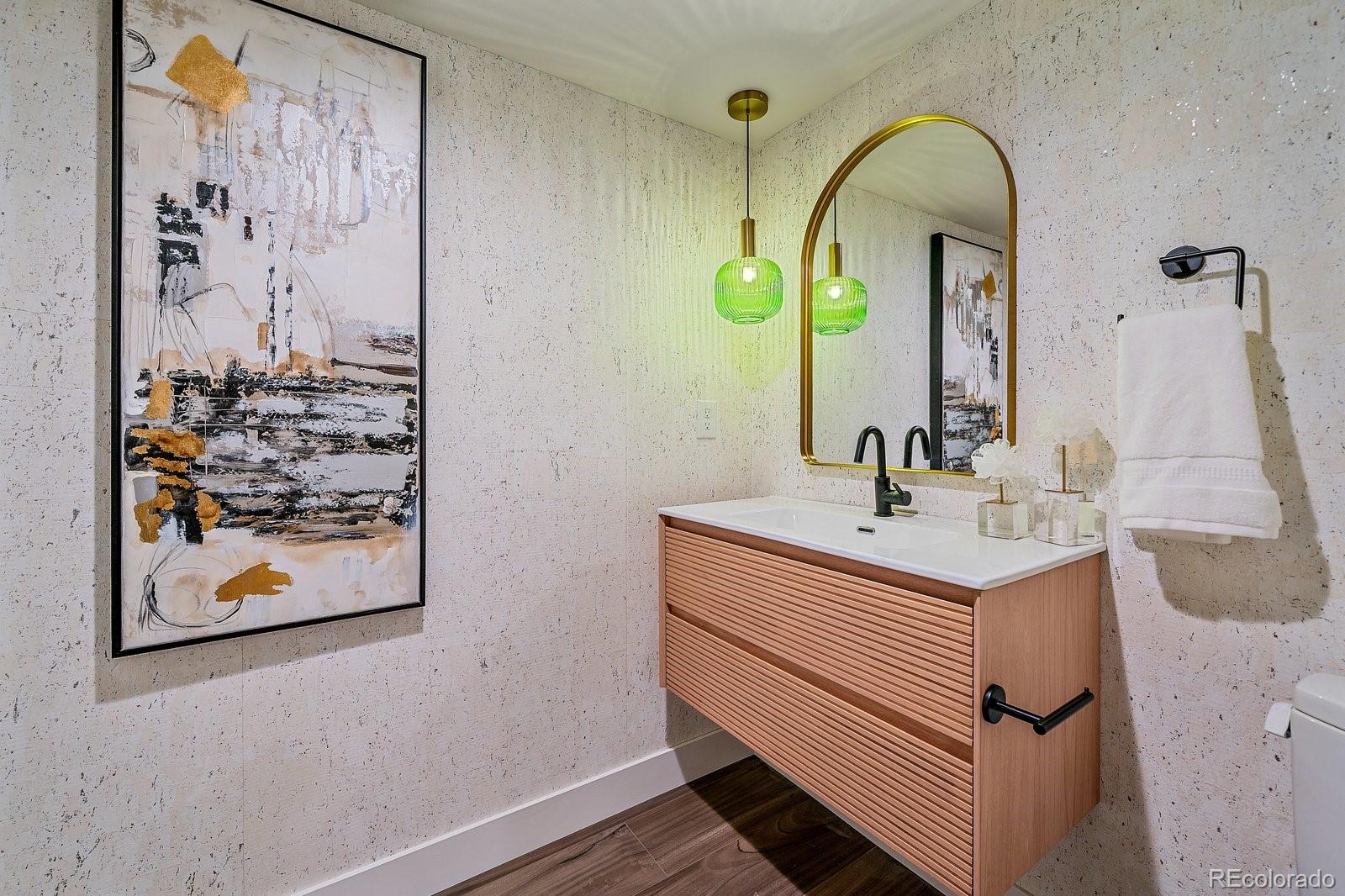 MLS Image #23 for 805  elm street,denver, Colorado