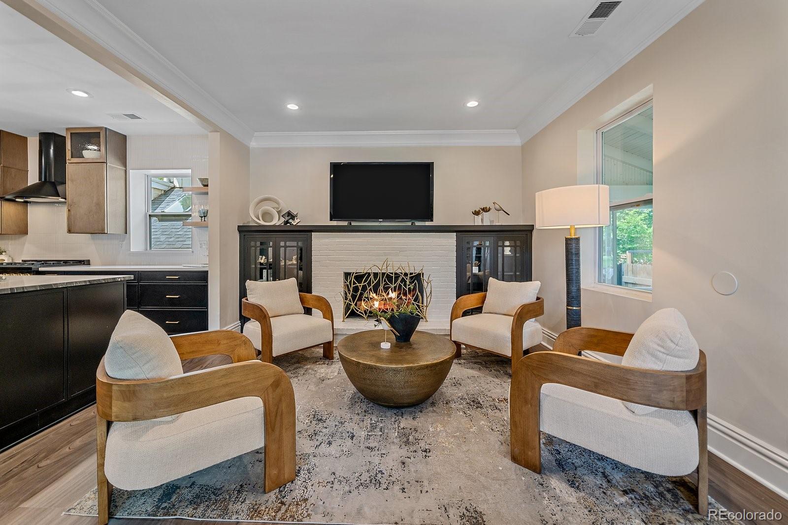 MLS Image #3 for 805  elm street,denver, Colorado