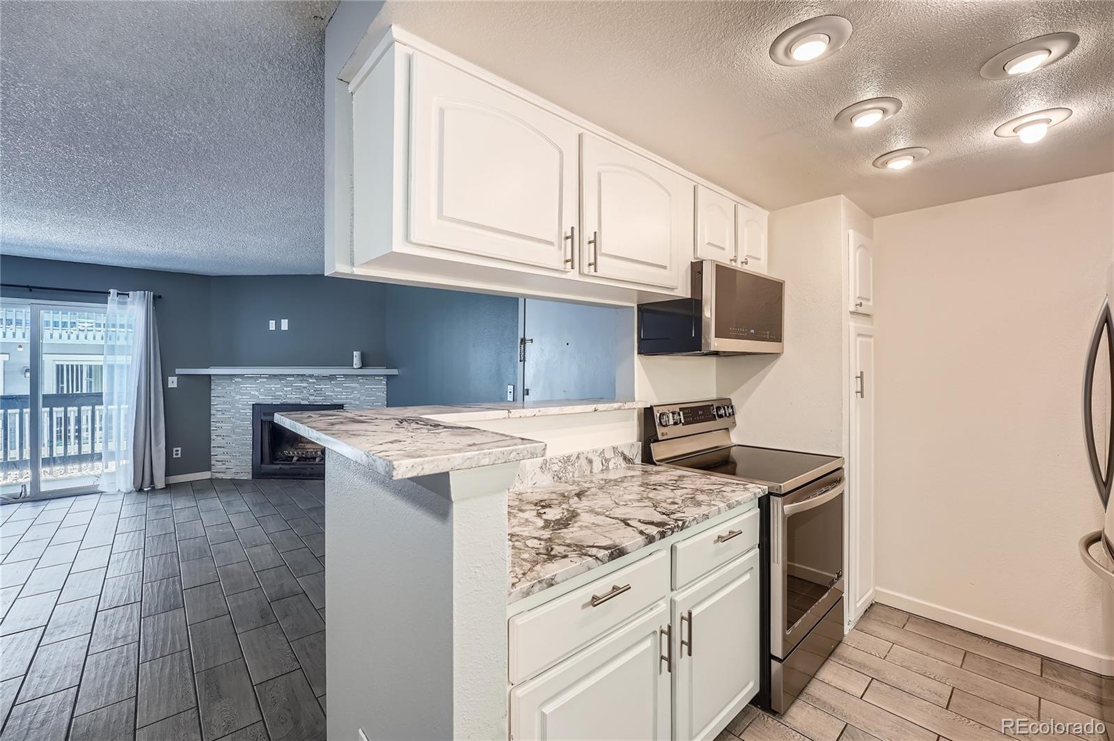 MLS Image #3 for 3480 s eagle. street,aurora, Colorado
