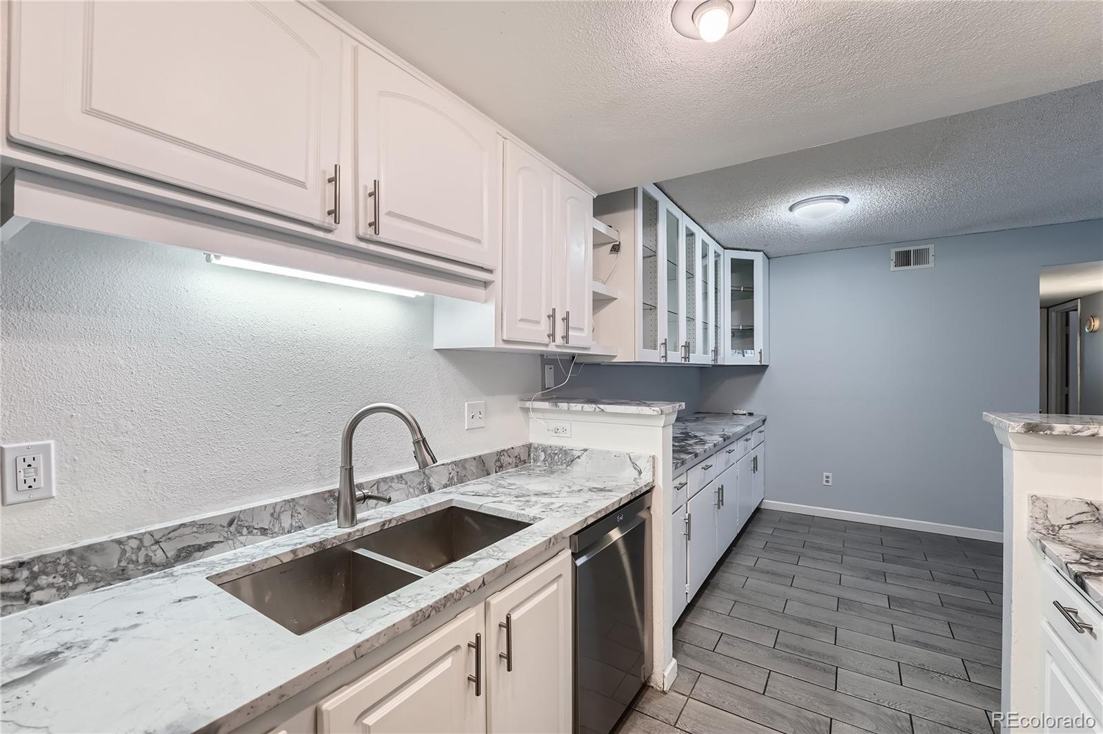 MLS Image #4 for 3480 s eagle. street,aurora, Colorado