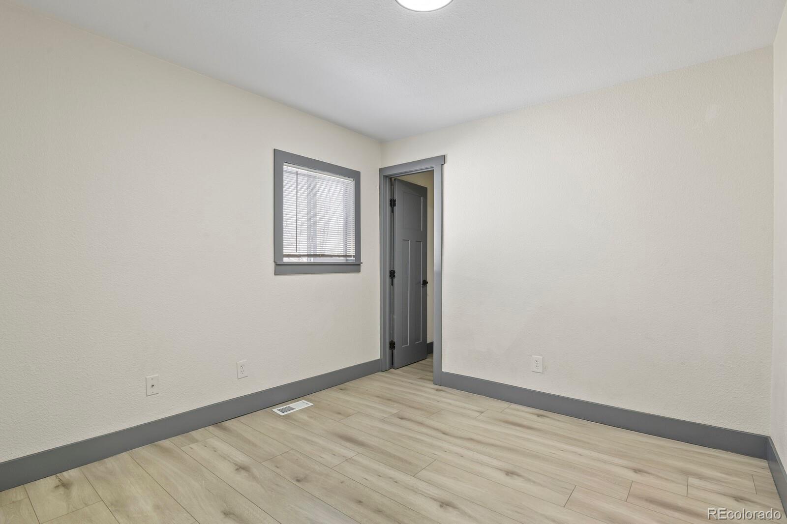 MLS Image #10 for 104  stuart street,denver, Colorado
