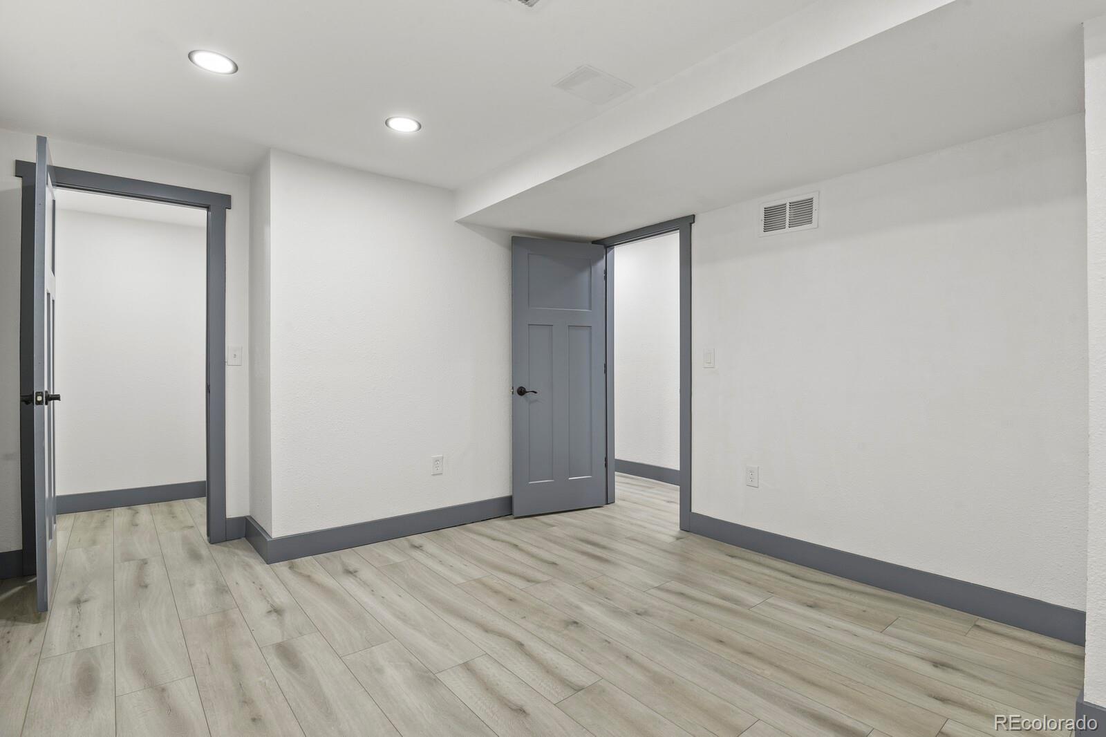 MLS Image #17 for 104  stuart street,denver, Colorado