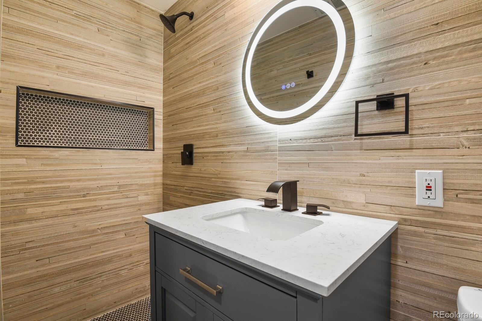 MLS Image #19 for 104  stuart street,denver, Colorado