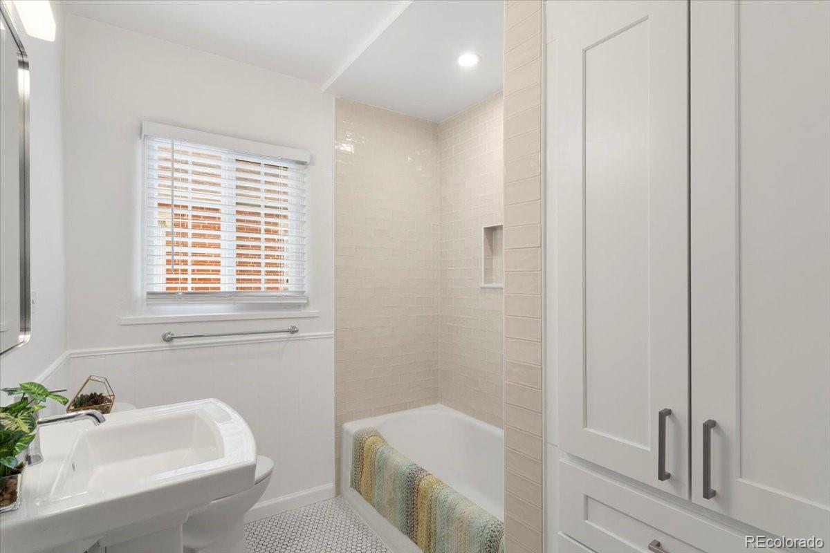 MLS Image #19 for 3739 w 46th avenue,denver, Colorado