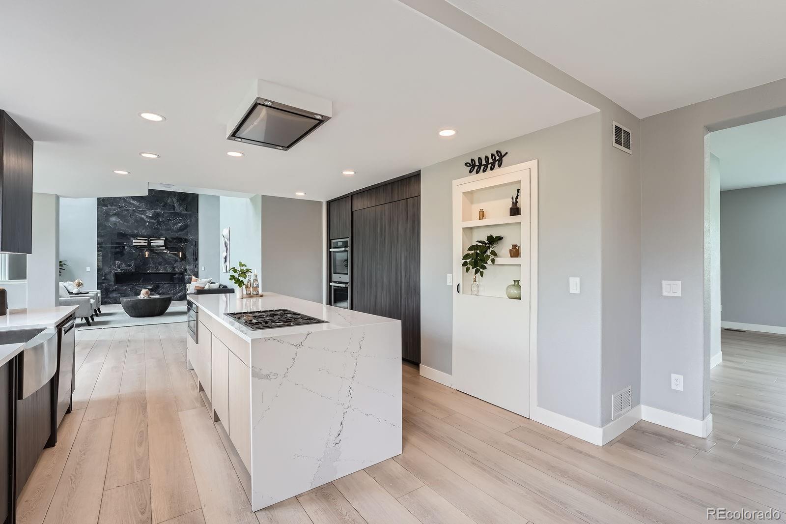 MLS Image #10 for 7400 s genoa circle,centennial, Colorado