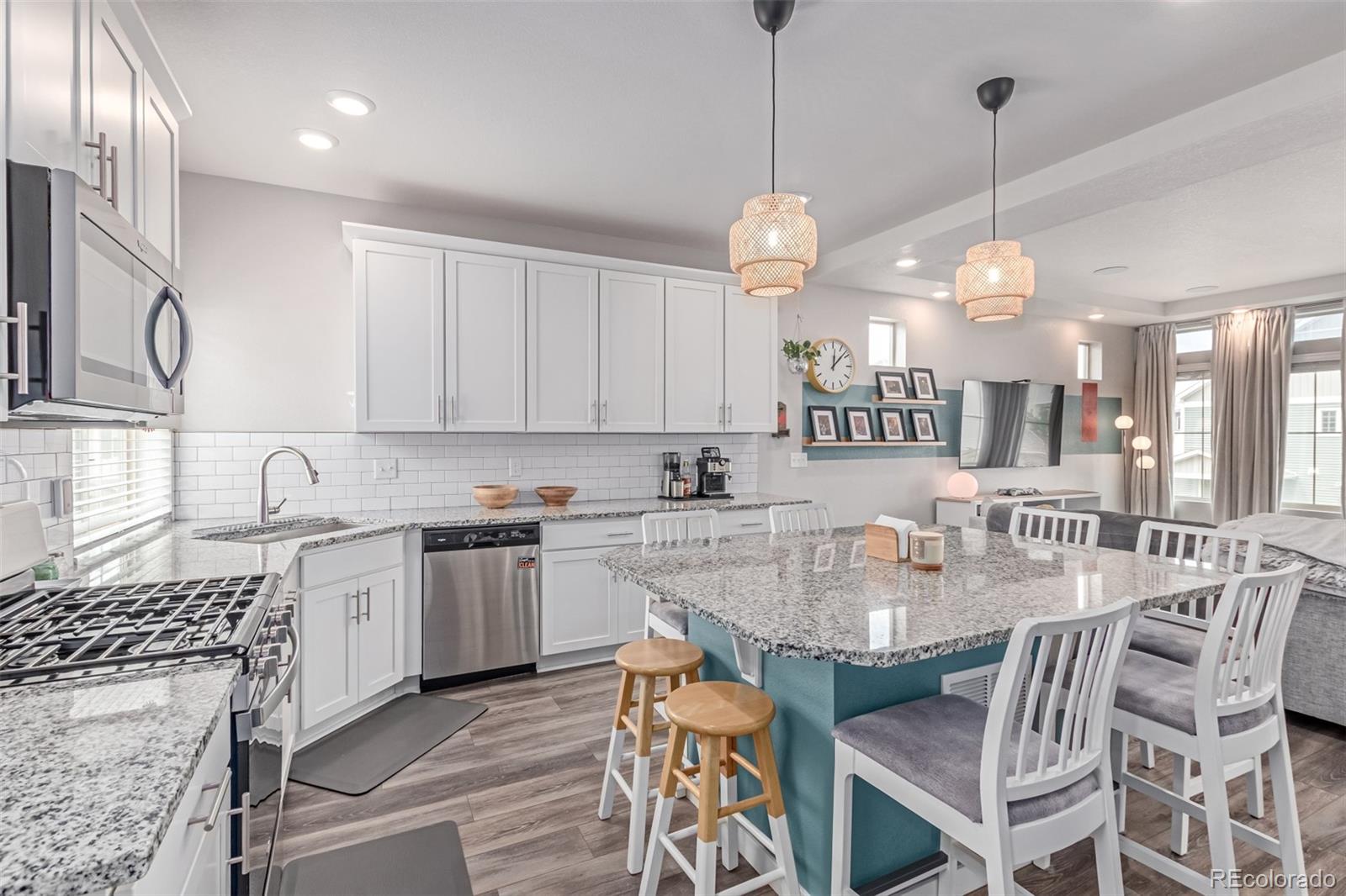 MLS Image #3 for 10102  yampa court,commerce city, Colorado