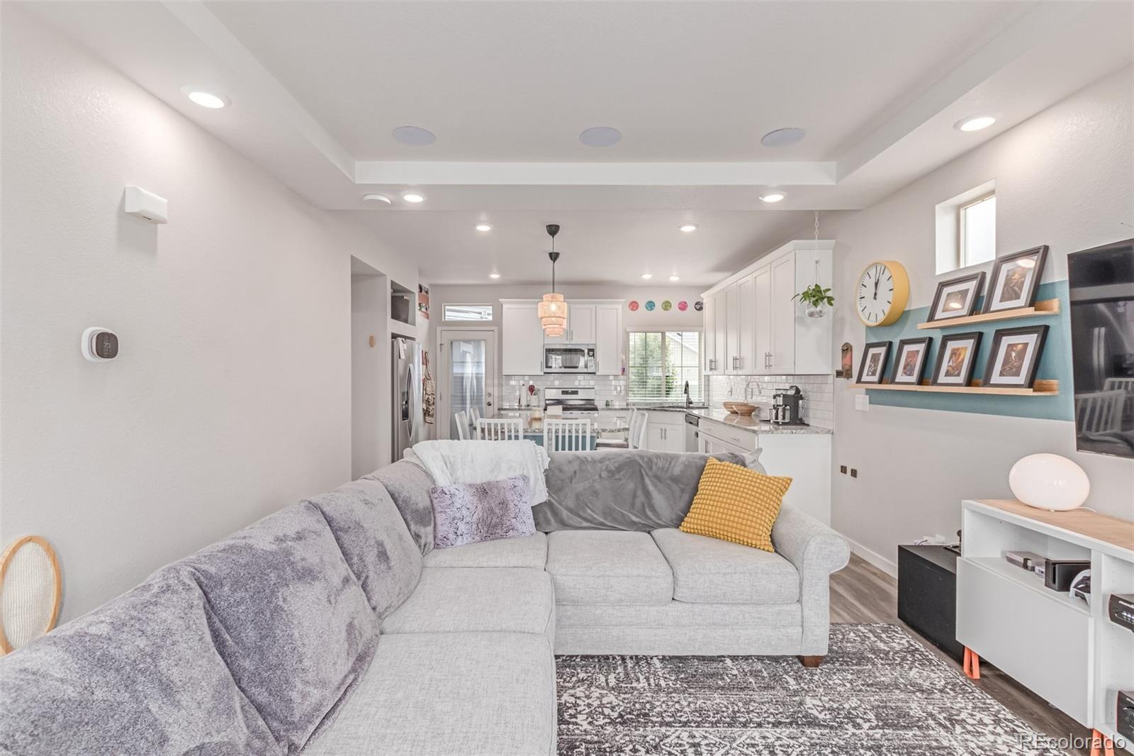 MLS Image #5 for 10102  yampa court,commerce city, Colorado