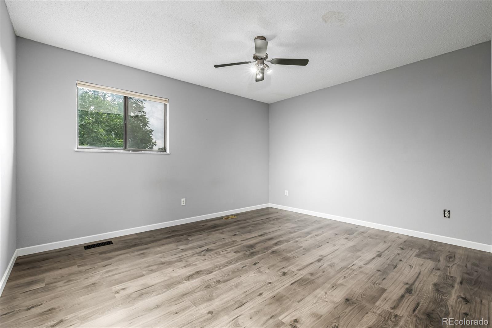 MLS Image #7 for 9832  high street,thornton, Colorado