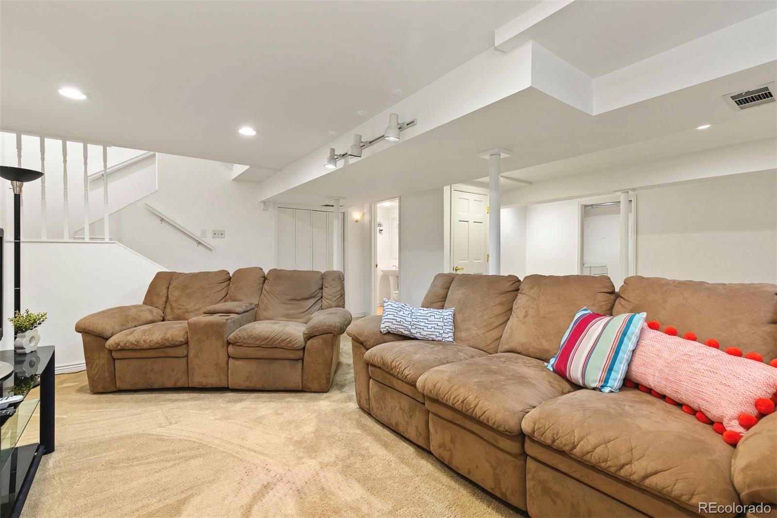 MLS Image #19 for 2650 s vaughn way,aurora, Colorado