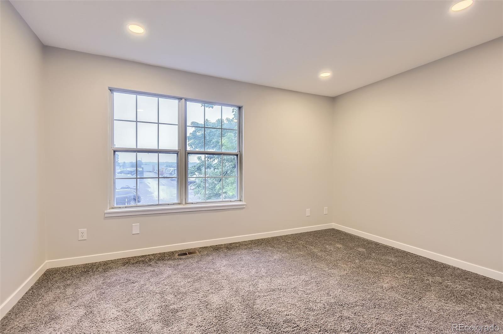MLS Image #15 for 1811 s quebec way,denver, Colorado
