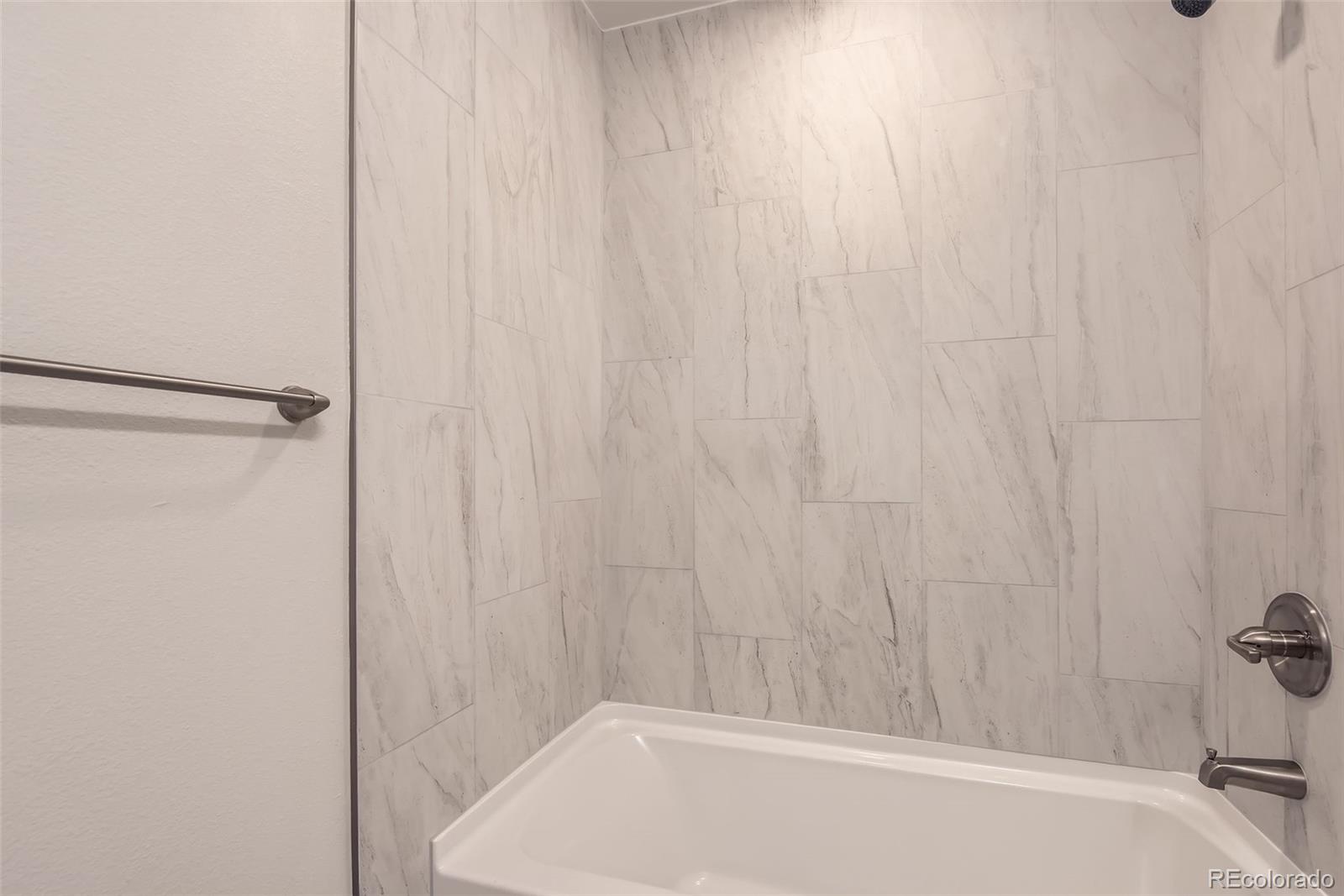 MLS Image #20 for 1811 s quebec way,denver, Colorado