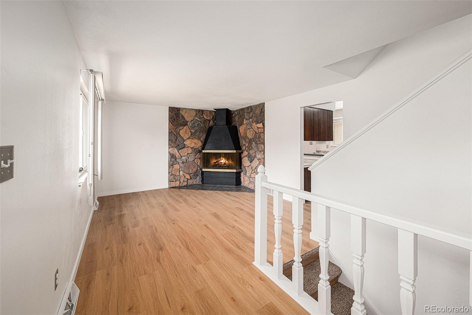 MLS Image #3 for 6413 w 76th avenue,arvada, Colorado