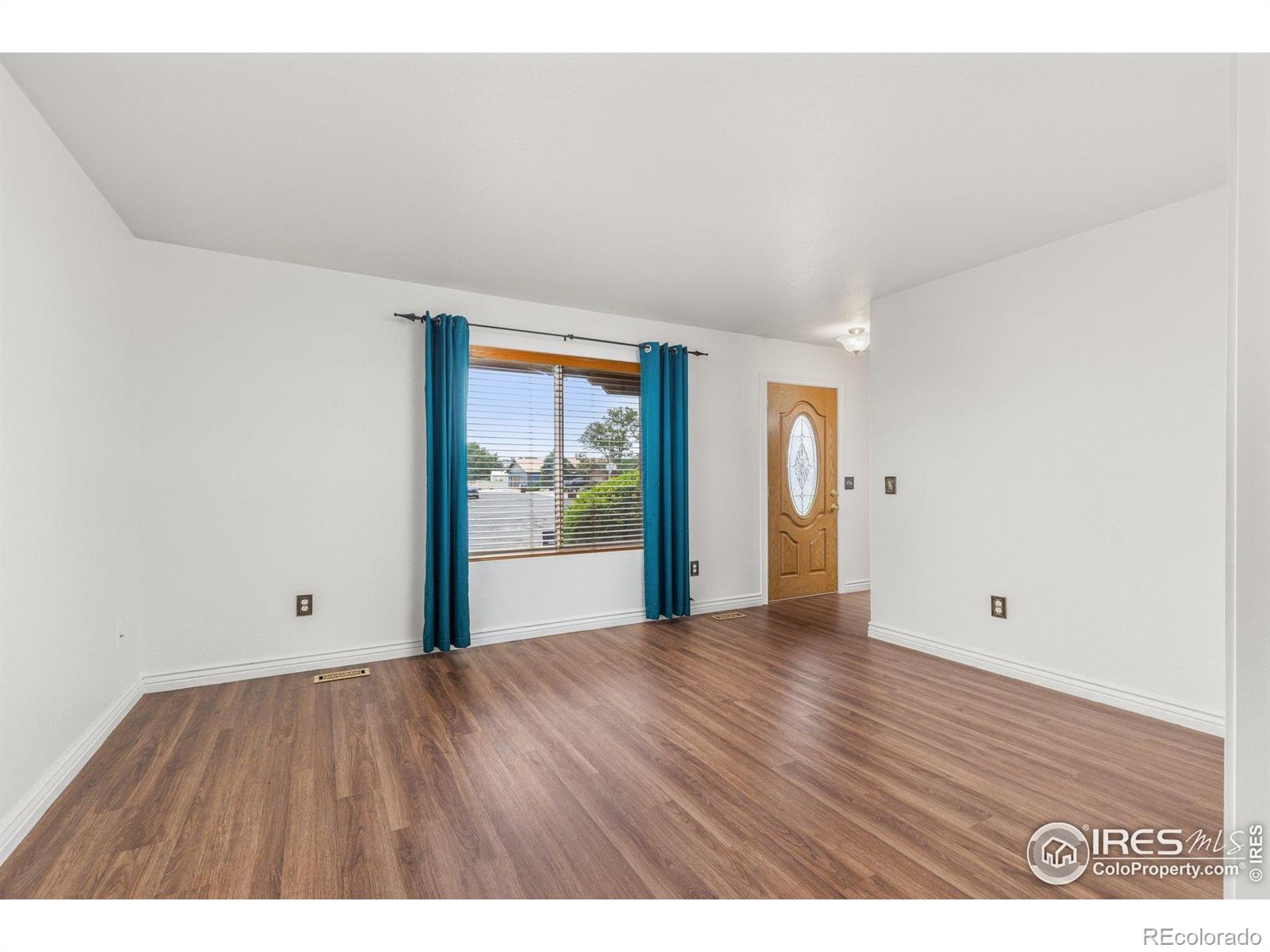MLS Image #5 for 112  melody lane,platteville, Colorado