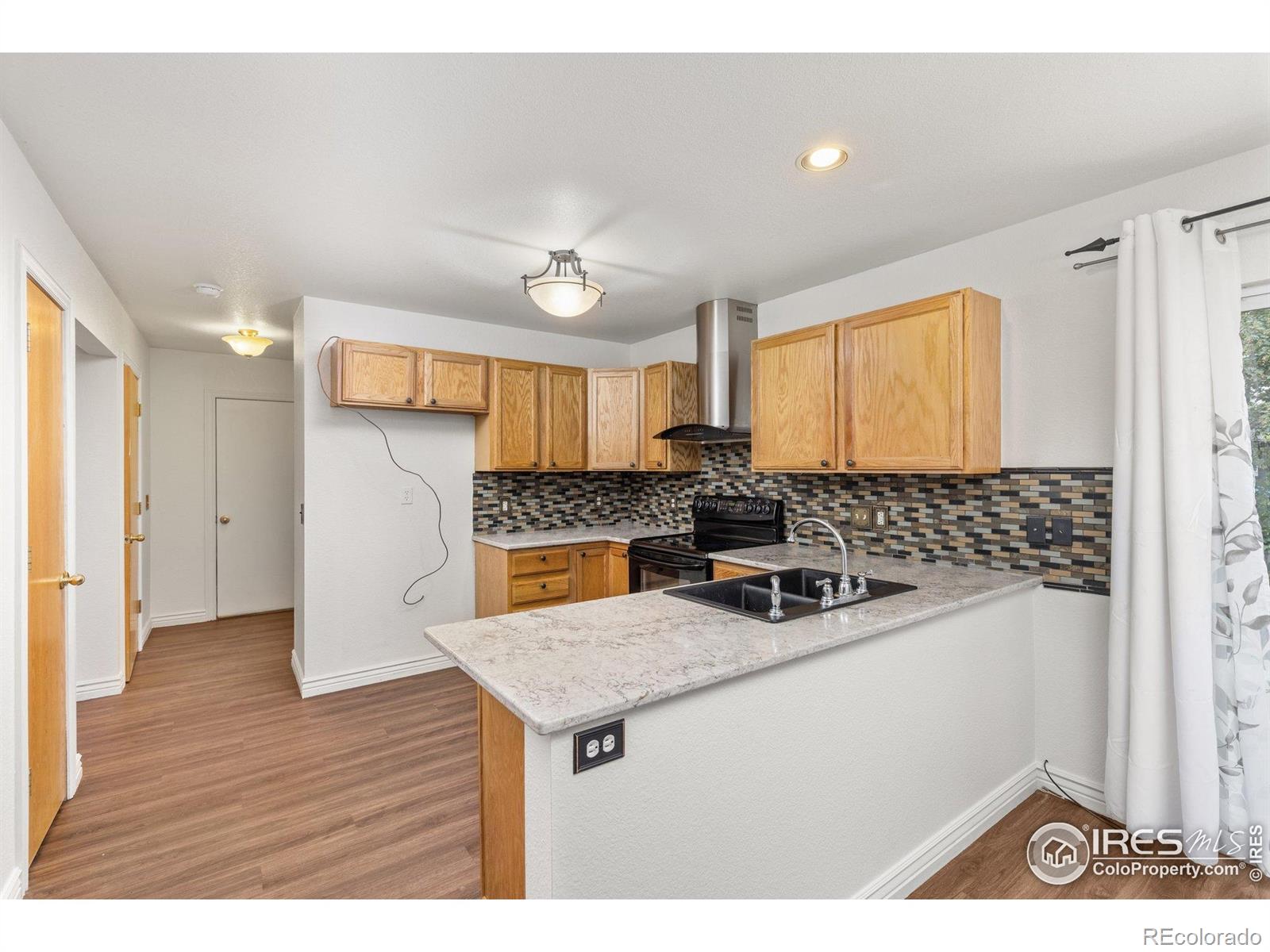 MLS Image #8 for 112  melody lane,platteville, Colorado