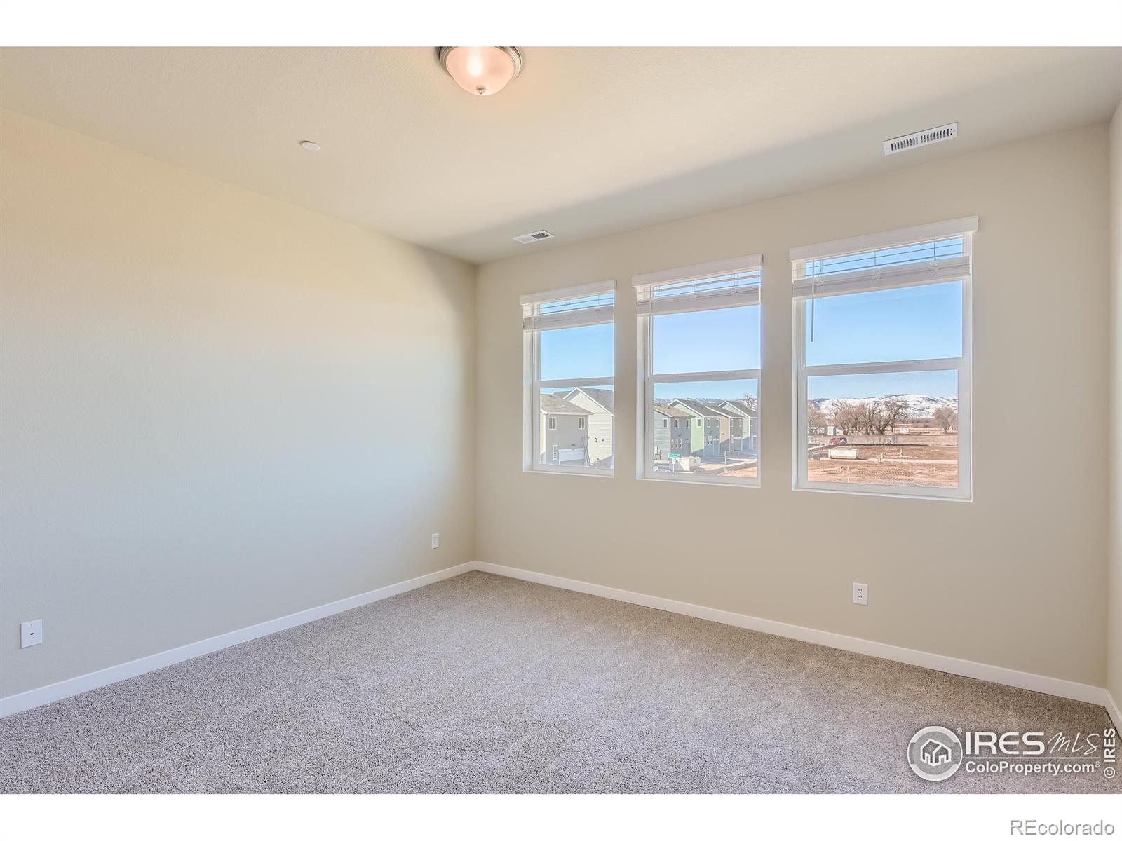 MLS Image #11 for 740  nob hill lane,fort collins, Colorado