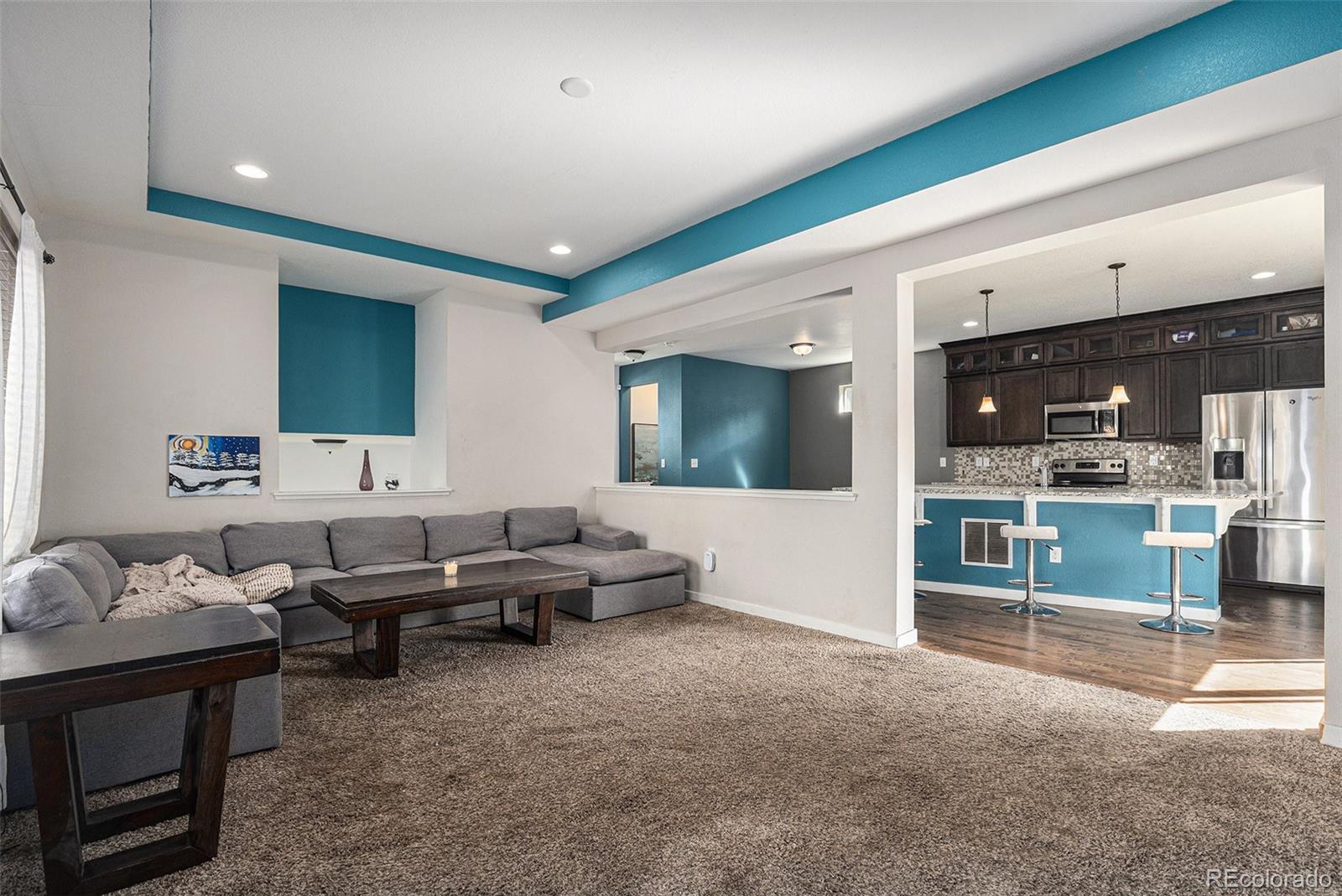 MLS Image #3 for 20031  elgin drive,denver, Colorado