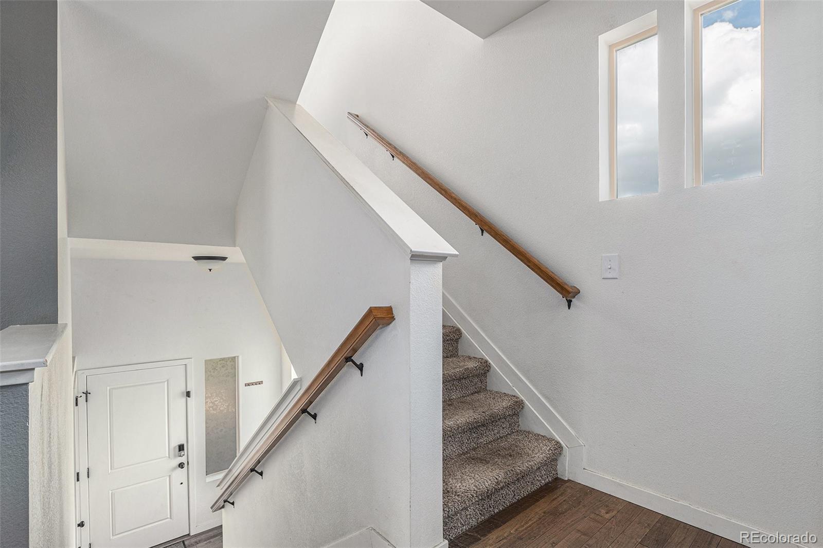 MLS Image #8 for 20031  elgin drive,denver, Colorado
