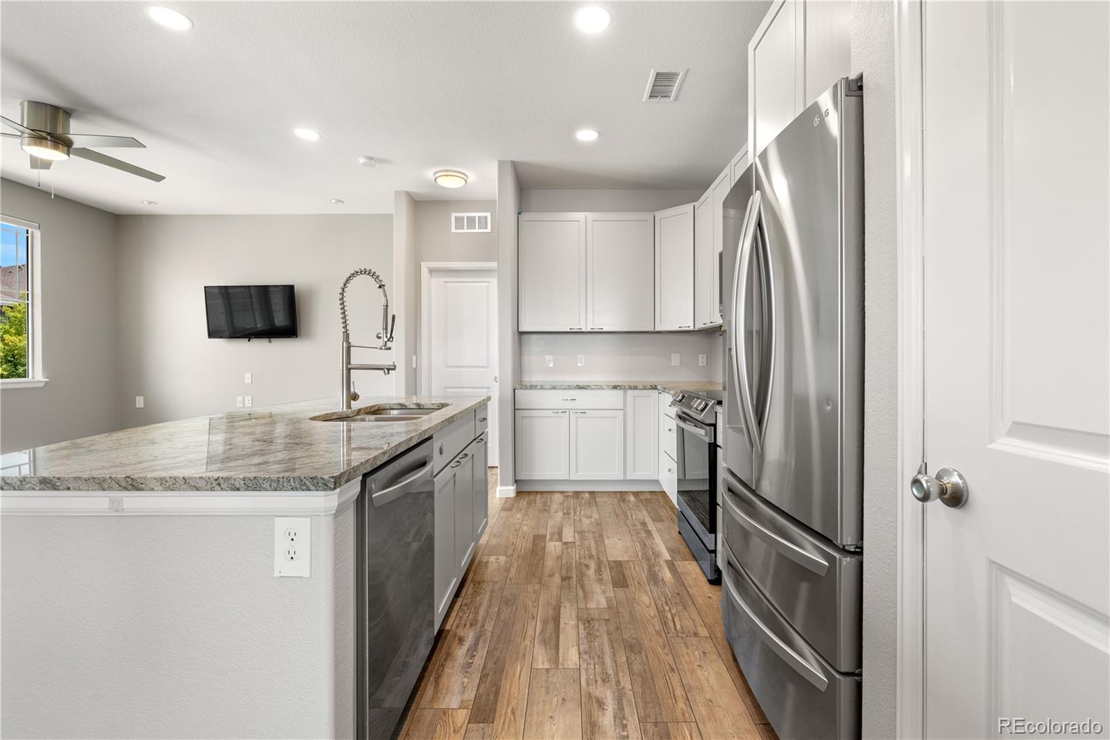 MLS Image #7 for 847 e 98th avenue 1806,thornton, Colorado
