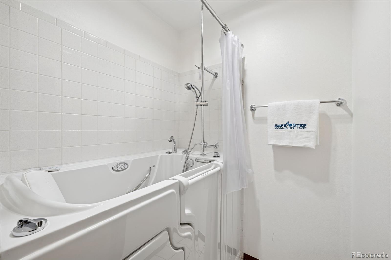 MLS Image #29 for 16  scott drive,broomfield, Colorado