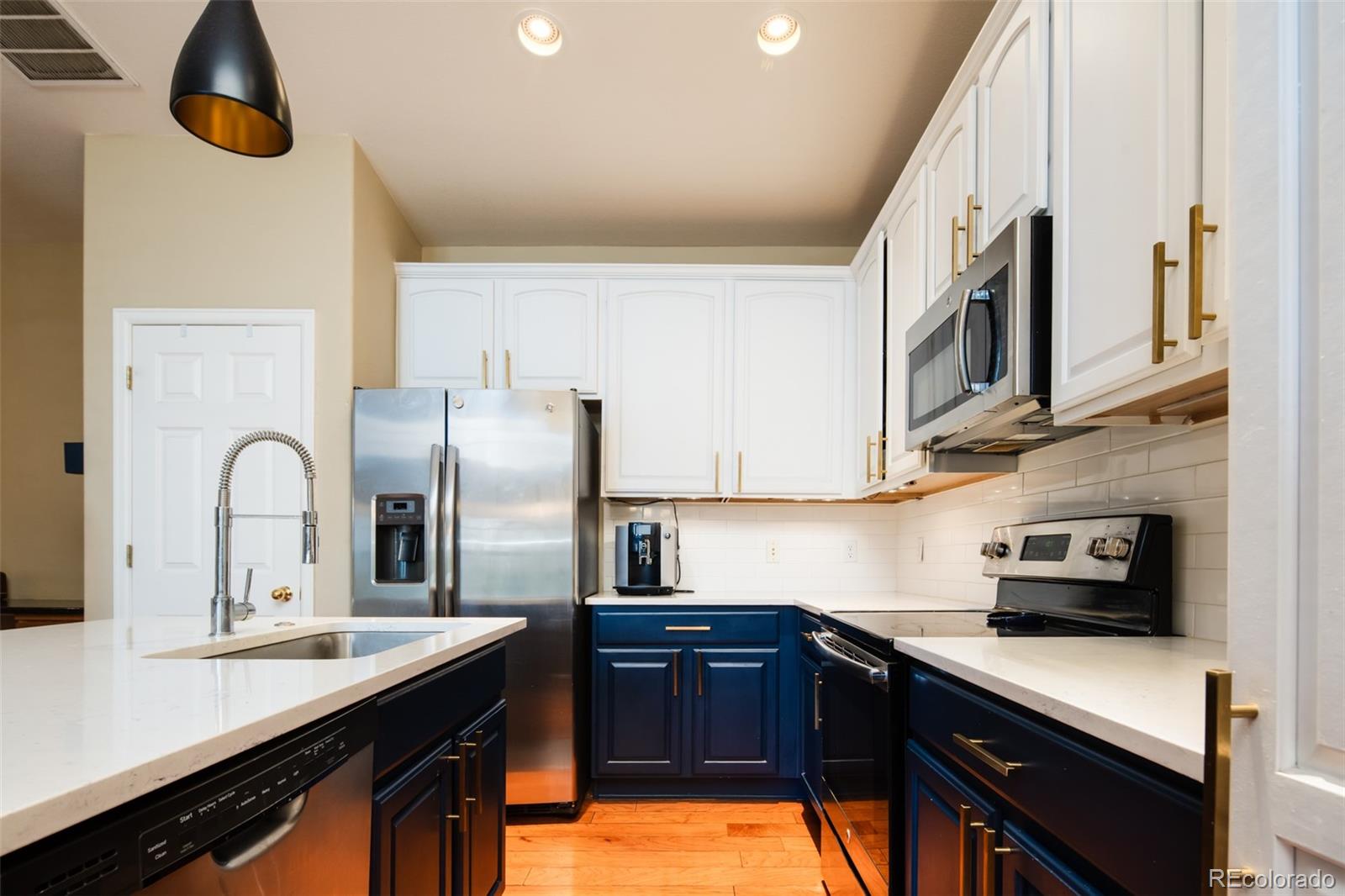 MLS Image #8 for 7777 e 23rd avenue,denver, Colorado
