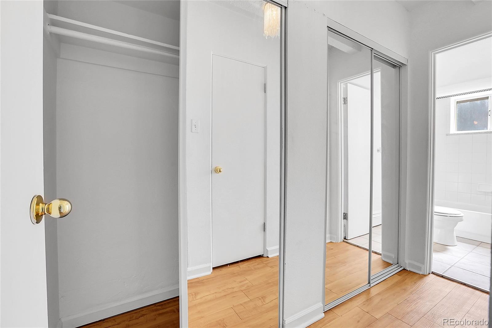 MLS Image #12 for 250 n pearl street,denver, Colorado