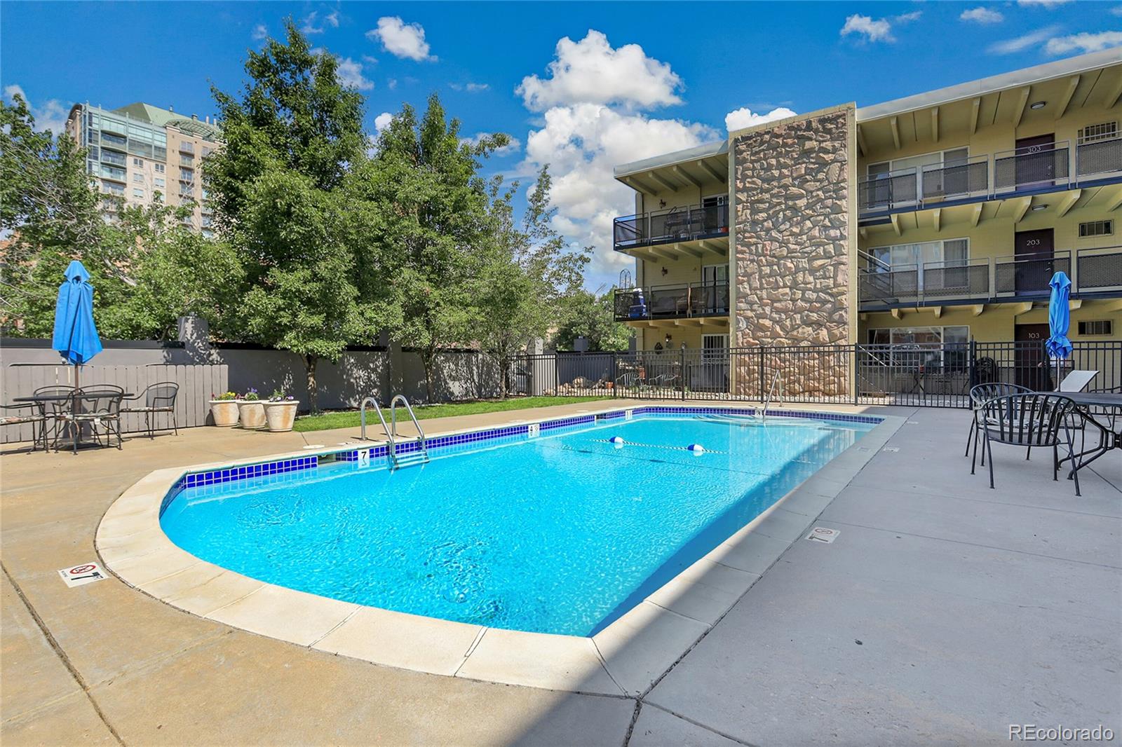 MLS Image #20 for 250 n pearl street,denver, Colorado