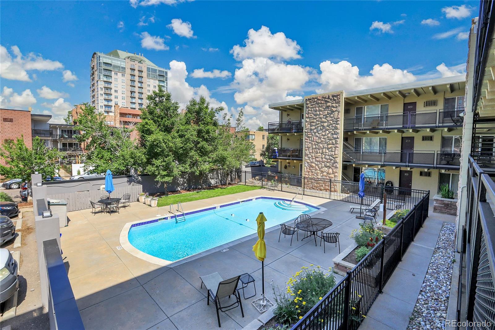 MLS Image #21 for 250 n pearl street,denver, Colorado