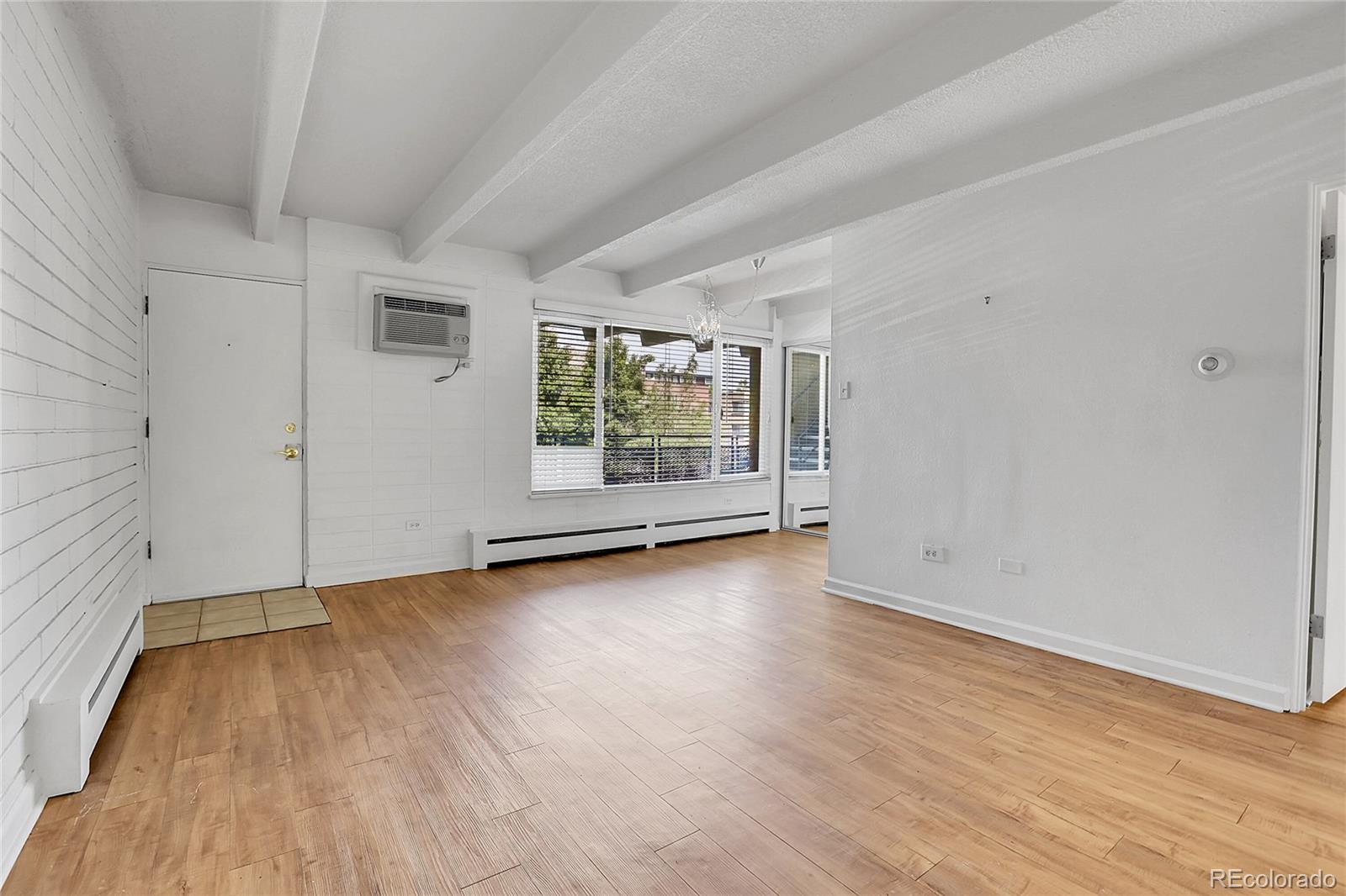 MLS Image #6 for 250 n pearl street,denver, Colorado