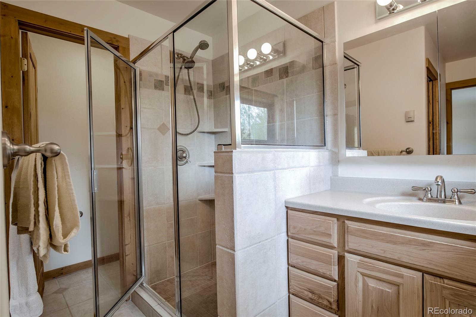 MLS Image #11 for 196  vail circle,dillon, Colorado