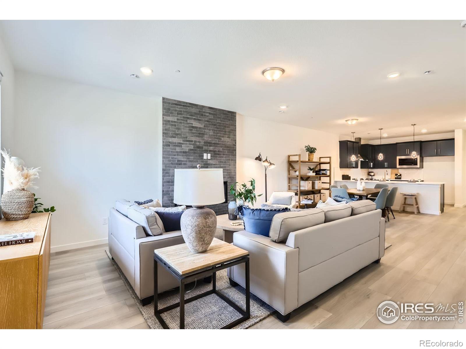 MLS Image #2 for 2738  bear springs circle,longmont, Colorado