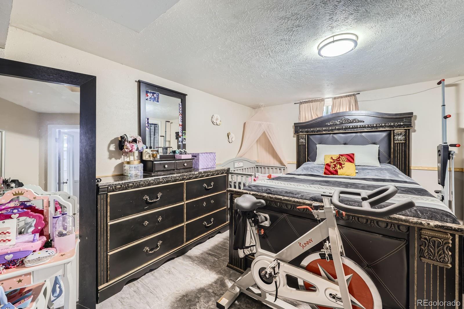 MLS Image #20 for 2560  westchester drive,denver, Colorado