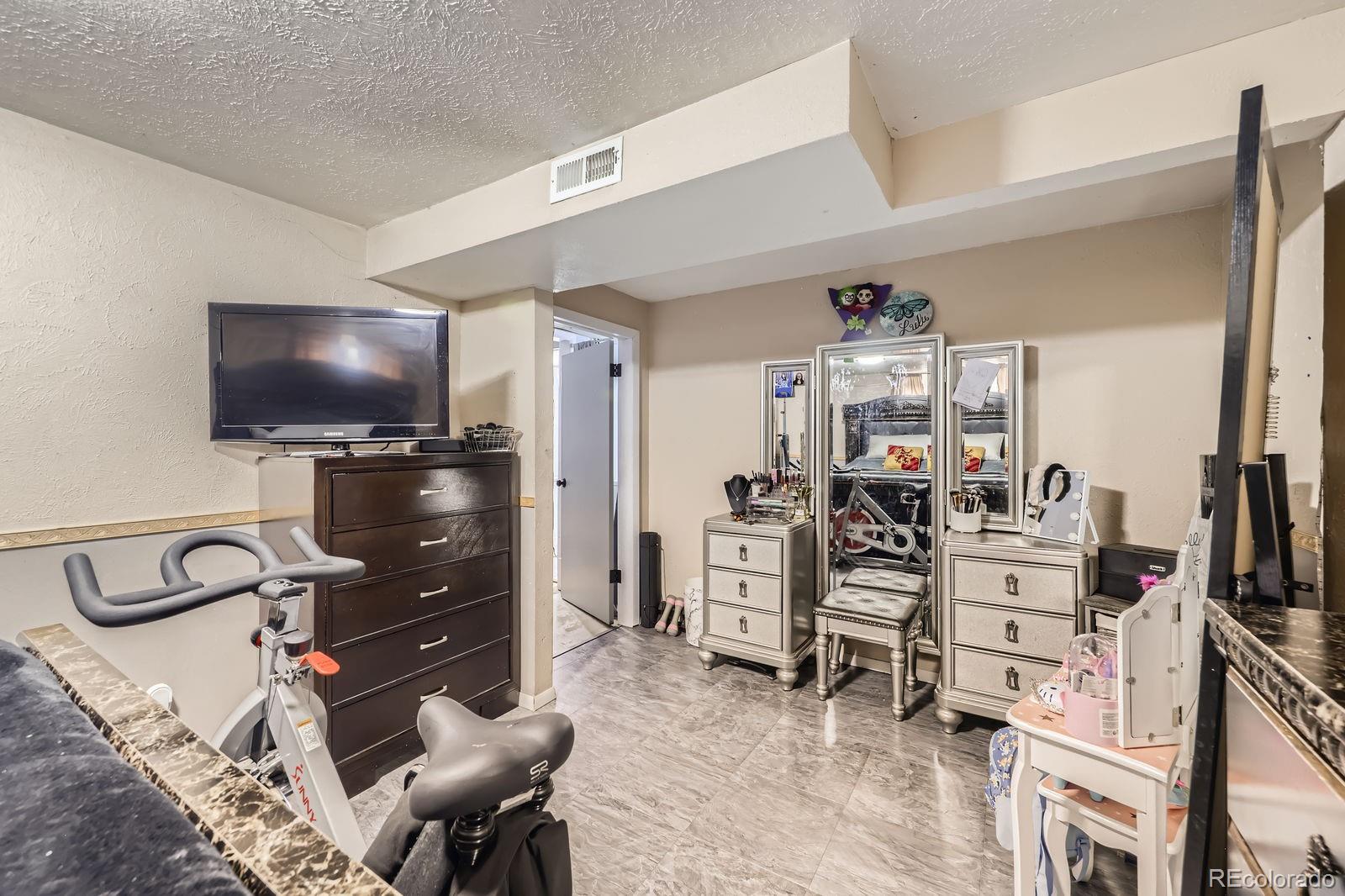 MLS Image #21 for 2560  westchester drive,denver, Colorado