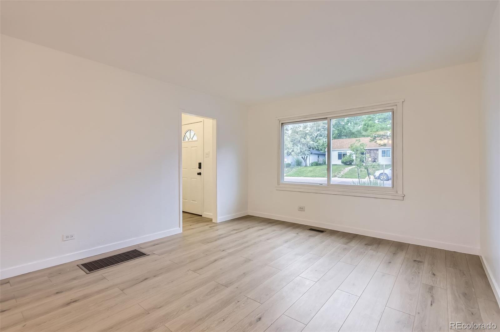 MLS Image #11 for 5090  tejon street,denver, Colorado