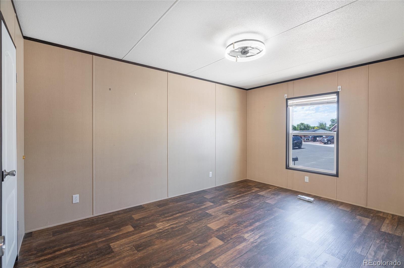 MLS Image #10 for 916  glen heather court,dacono, Colorado