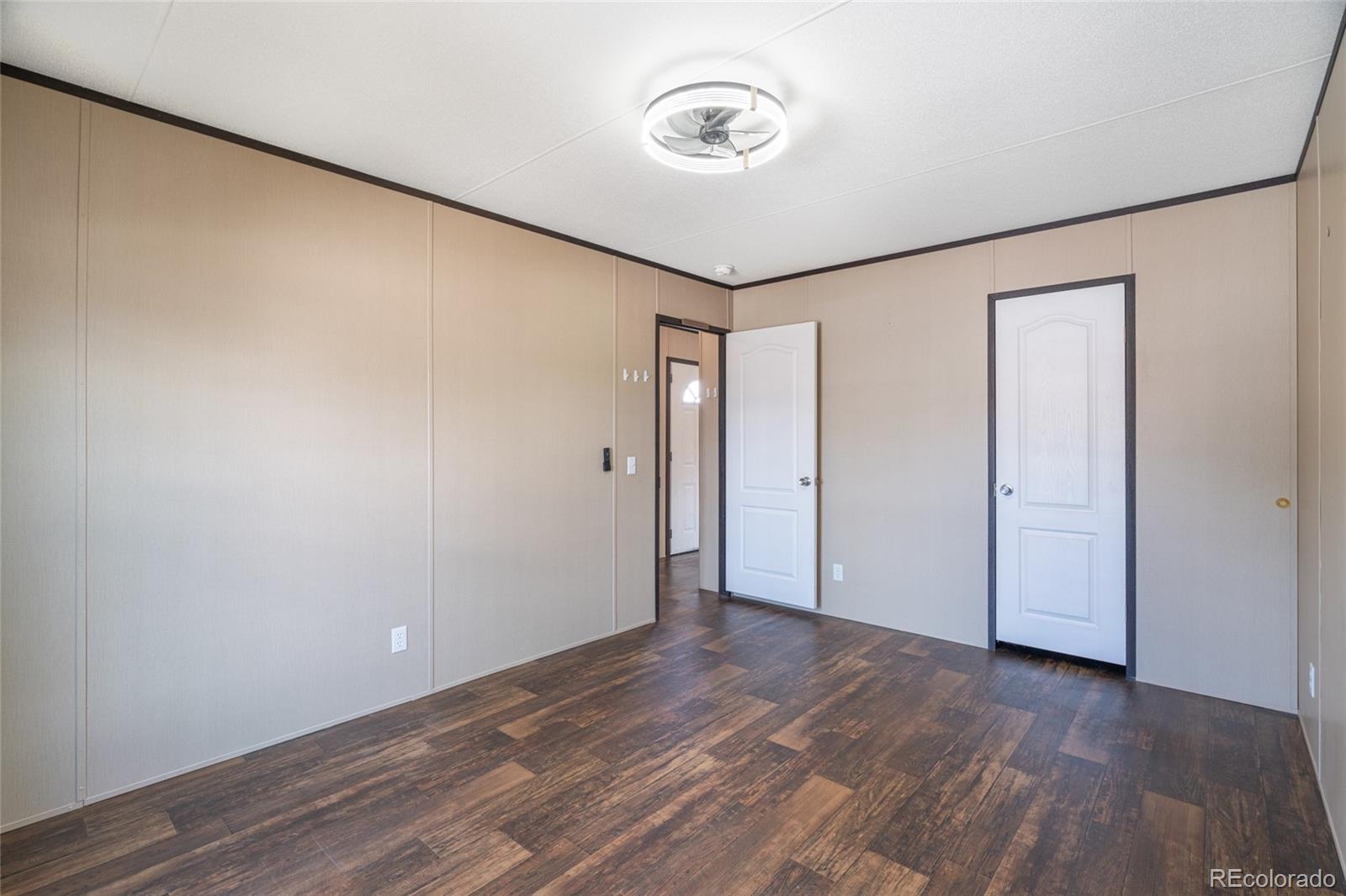 MLS Image #11 for 916  glen heather court,dacono, Colorado